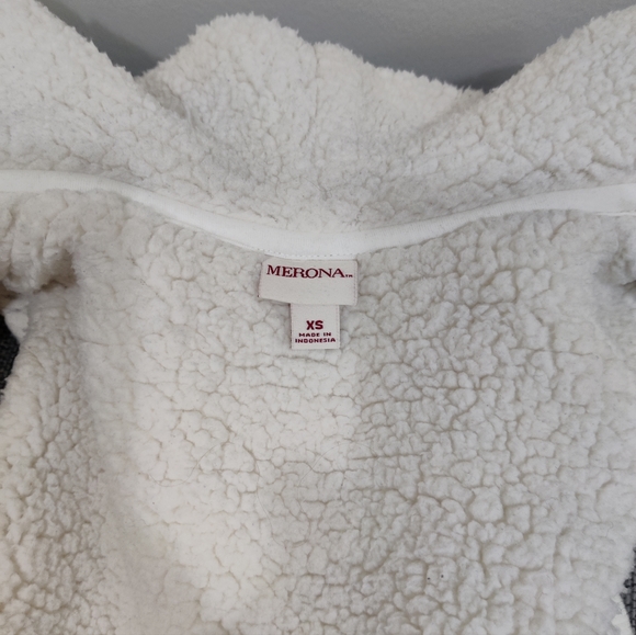 Merona Quilted Faux Fur Lined Vest - XS - Picture 7 of 10